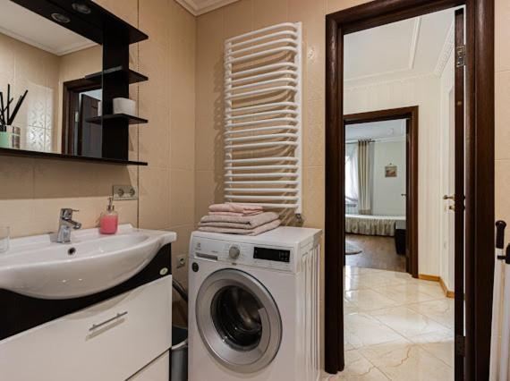 Villa House In Lviv Extérieur photo