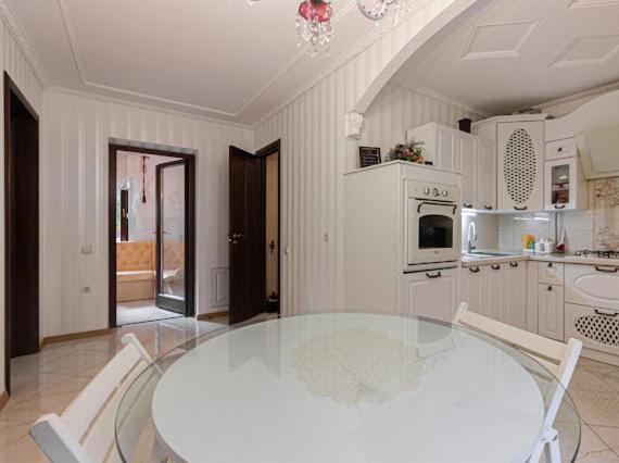 Villa House In Lviv Extérieur photo